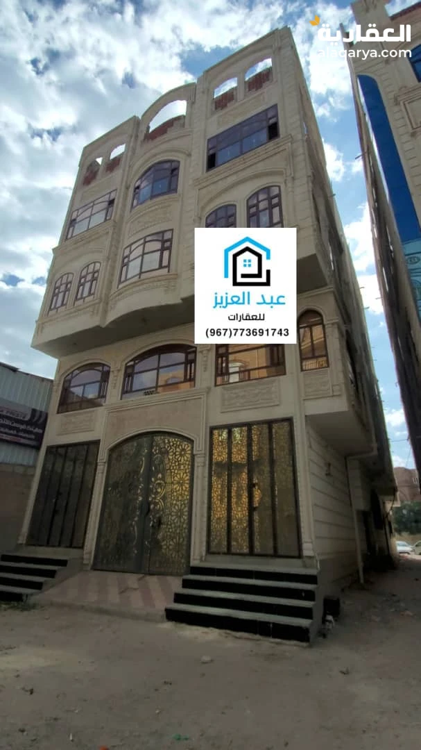 عمارة تجارية للبيع في صنعاء - جوله مأرب   حي راقي وجميع الخدمات متوفره