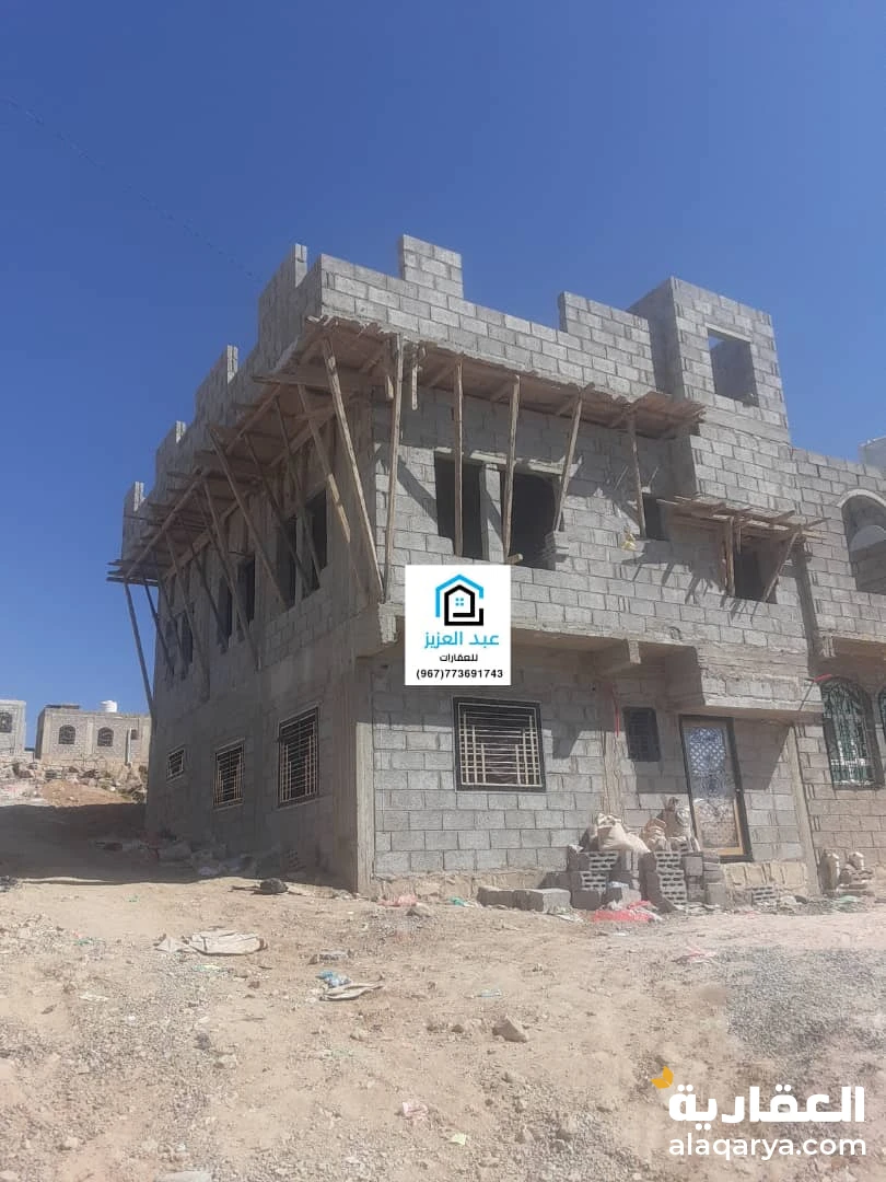 للبيع بيت عظم في صنعاء خط البدرون قريبه لزفلت مسلح هردي