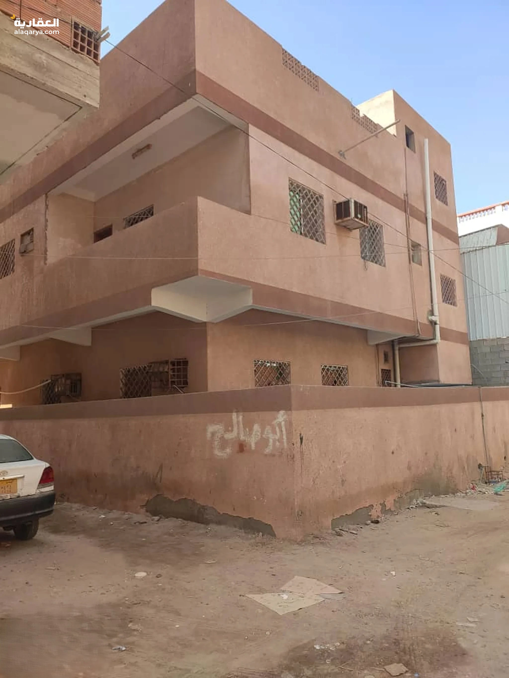 #بيت مستقل بالخور دورين ب450 الف سعودي