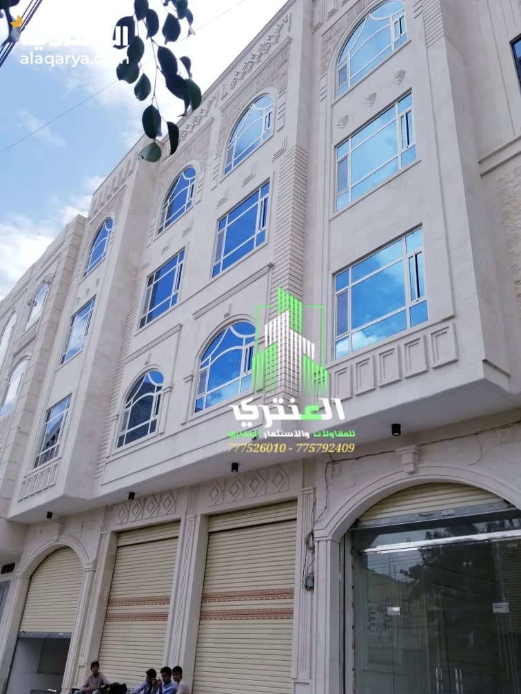 عمارة تجارية أربعة دور وبدروم سوبر لوكس..
