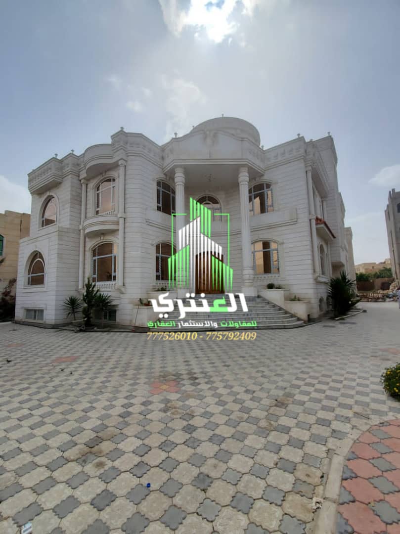 أفخم قصر Vip لهذا العام فيلا ثلاثة دور وبدروم وملحق وطيرمانة مع المسبح