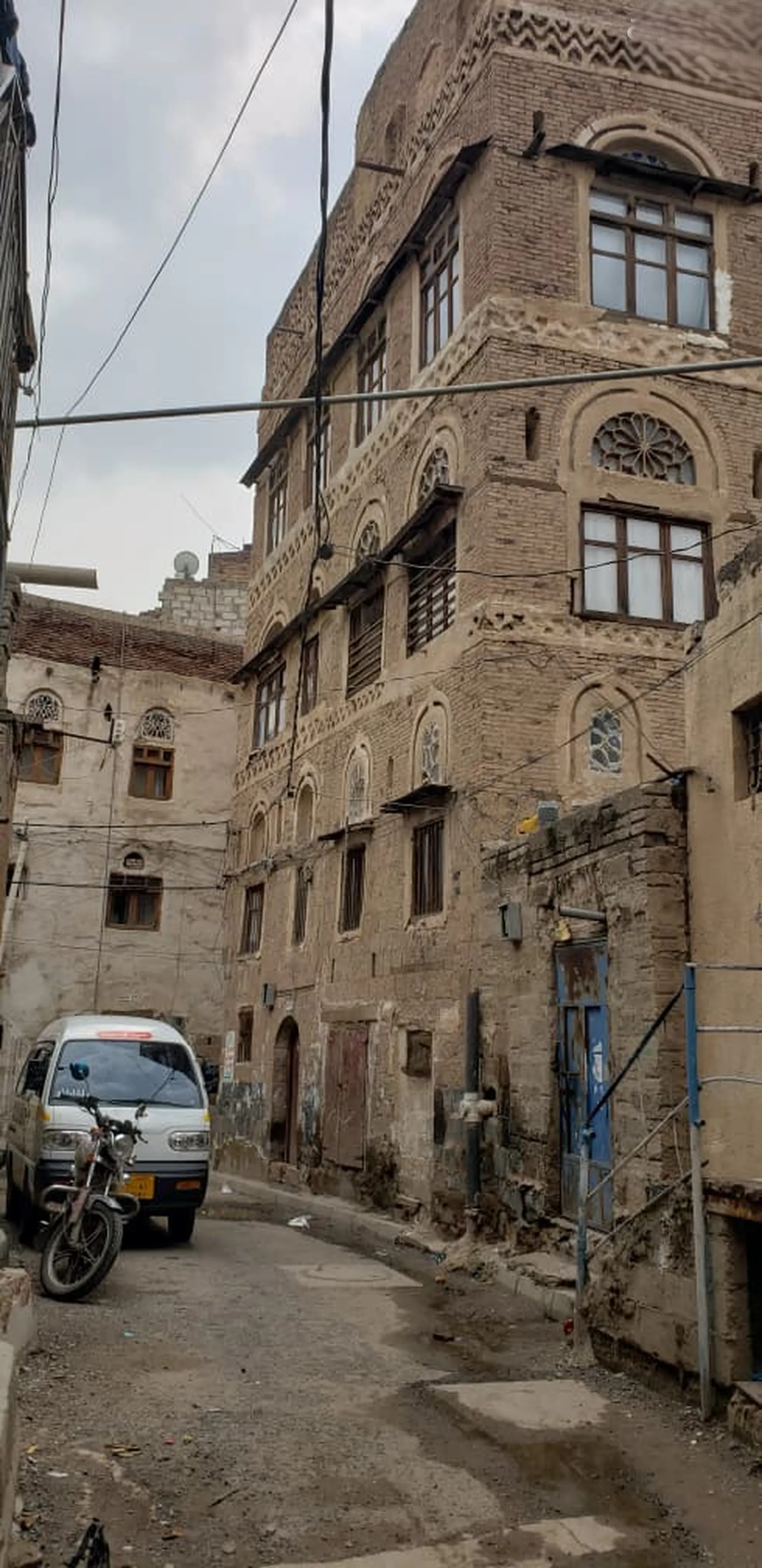 #بيت للبيع خلف مجلس النواب