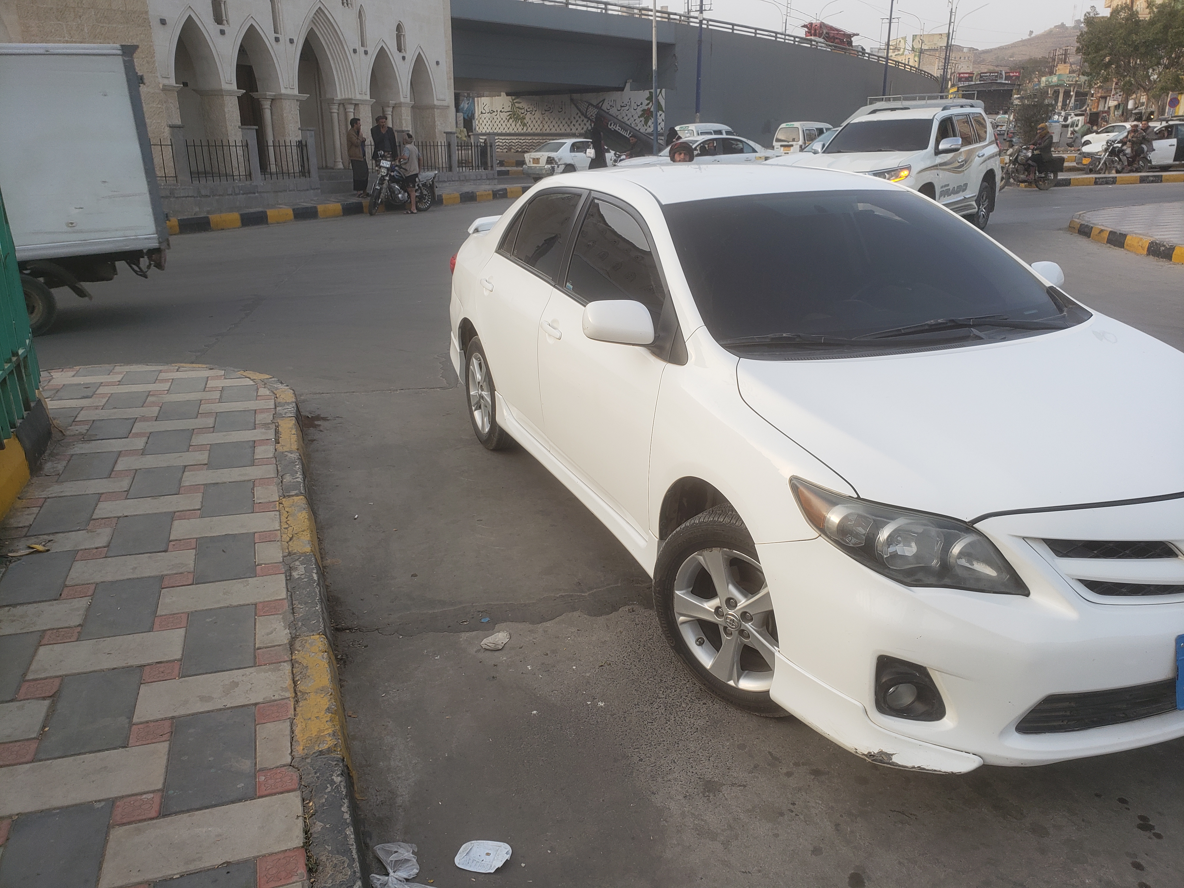 ارض عشرون لبنه
