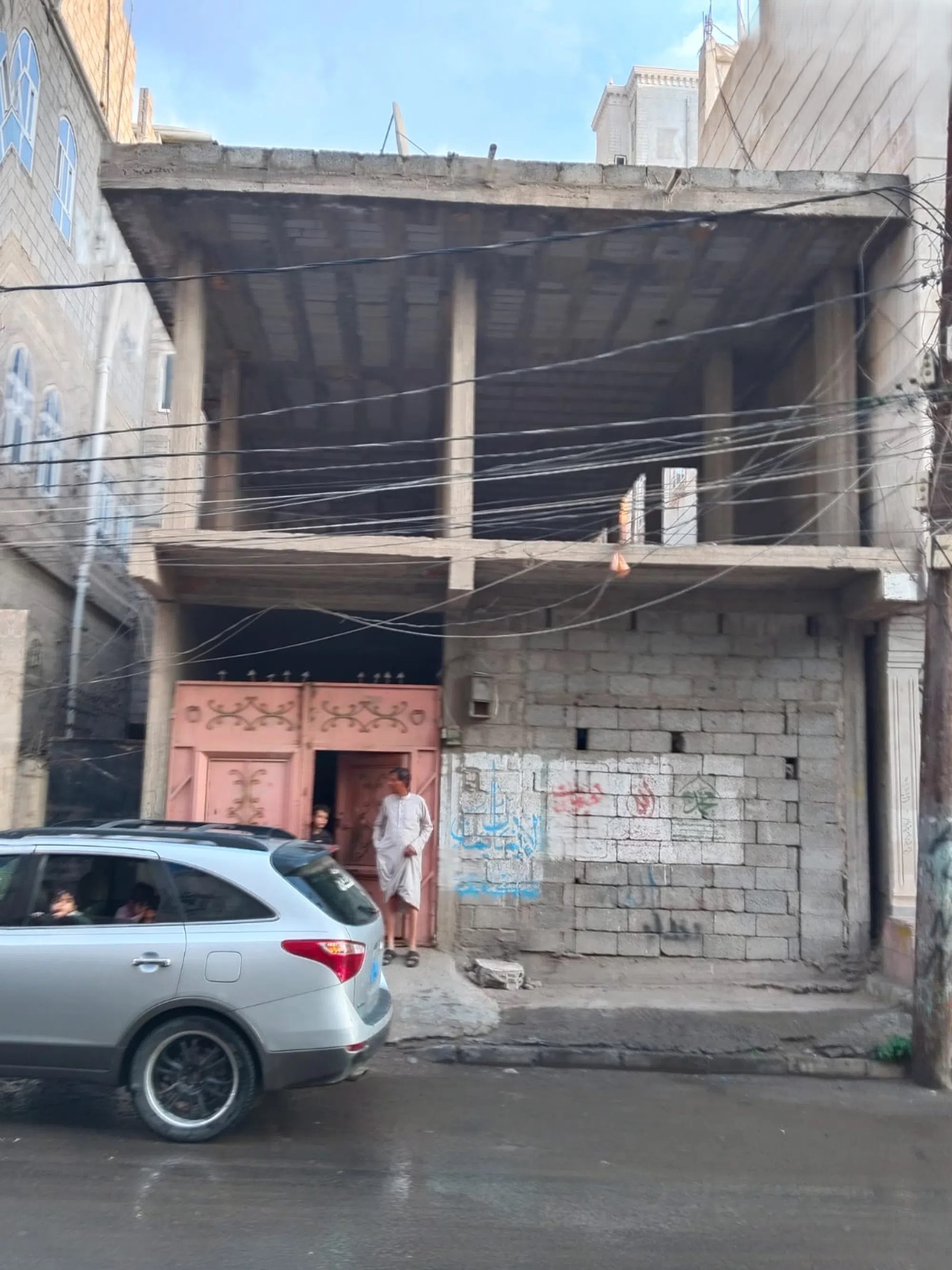 #للبيع بيت في قلب شارع الوزير