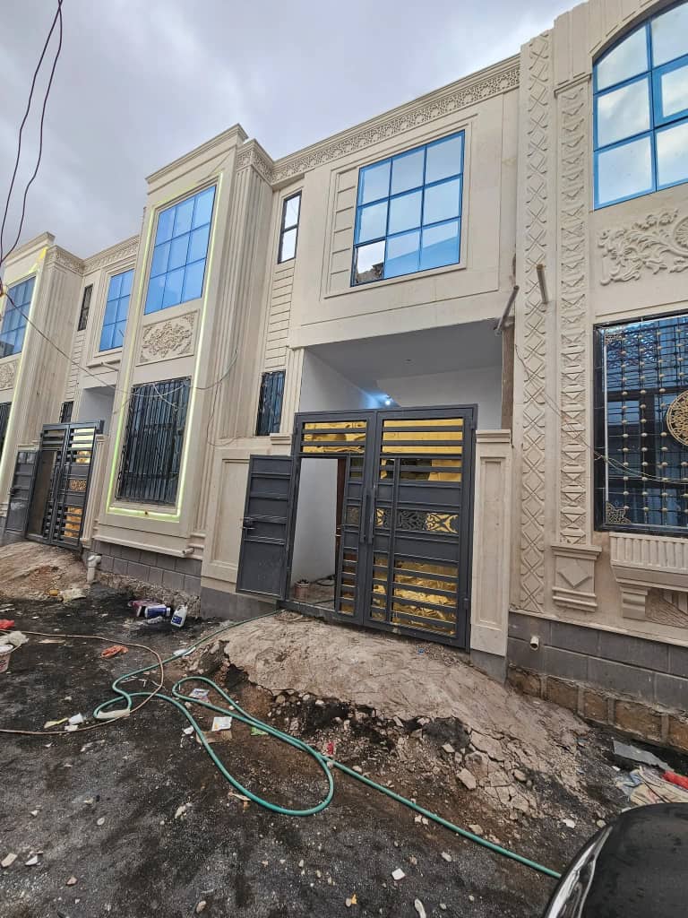 منزل جميل جداا للبيع بسعر مميز