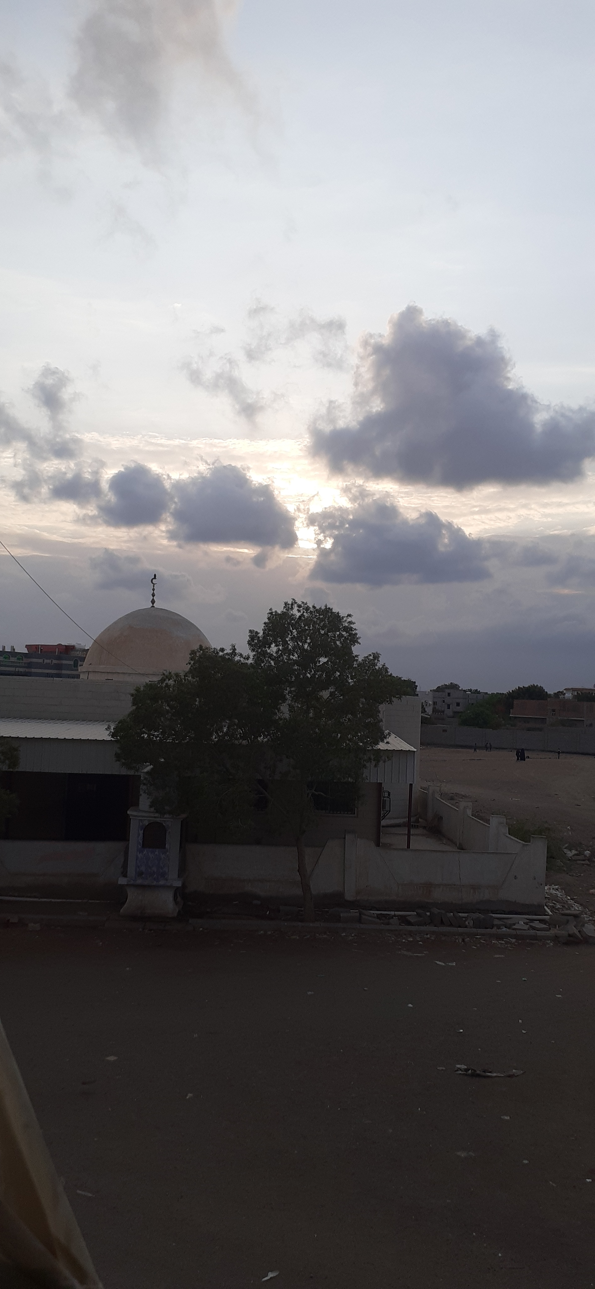 ام حنين