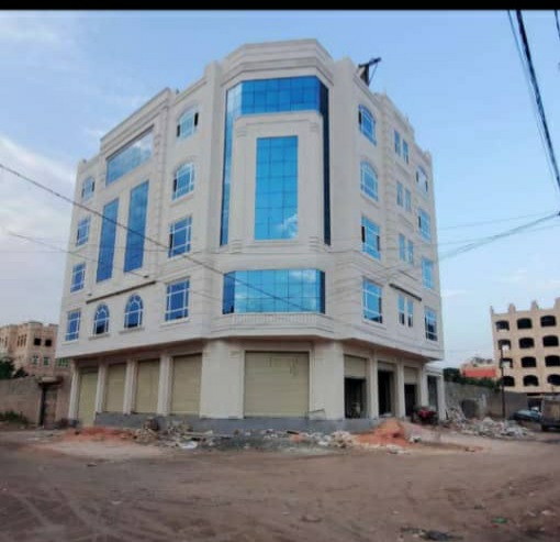 #عماره للبيع شارعين مساحه ⁦⁦8⁩⁩لبن حر معمد قريب سما مول