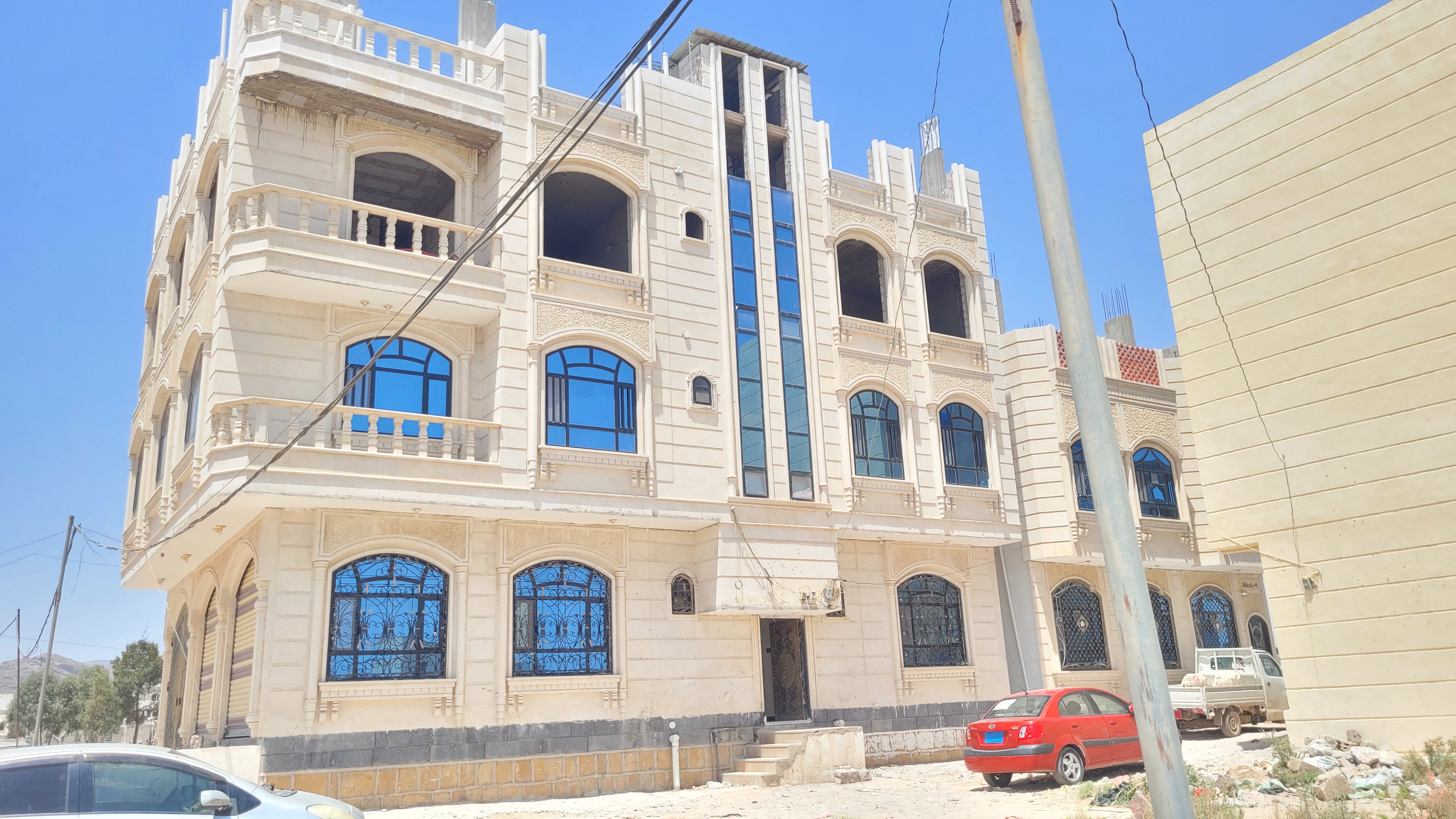 جوله الحثيلي شارع 60امام مصنع برج العرب